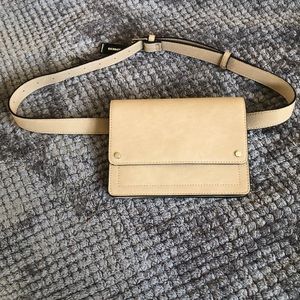 Express belt purse. NWT